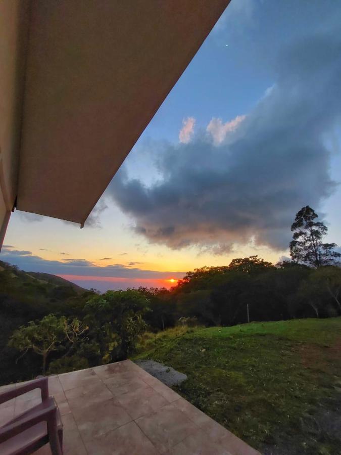 Villa Casa Urraca, Magnifica Vista Al Oceano Pacifico Monteverde Exterior foto